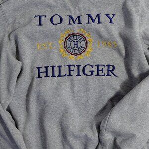 Men's Embroidered sweatshirt size XL